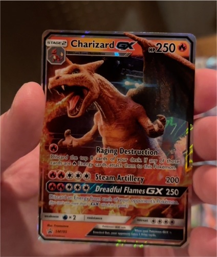 2019 Pokémon TCG SM195 Charizard GX — front