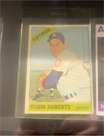 1966 Topps #530 Robin Roberts — front