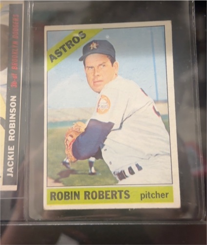1966 Topps #530 Robin Roberts — front