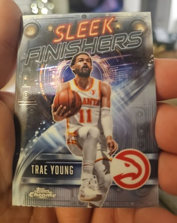 2025-26 Topps Chrome #SF-20 Trae Young Sleek Finishers — front