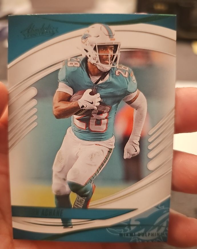 2025 Panini Absolute #85 De'Von Achane — front