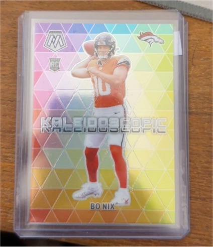 2024 Panini Mosaic Kaleidoscopic #19 Bo Nix — front
