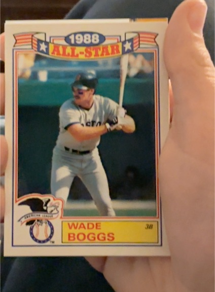 1989 Topps #4 Wade Boggs — front