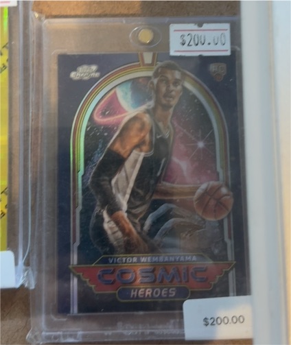 2023-24 Topps Chrome Cosmic Heroes #CH Victor Wembanyama — front