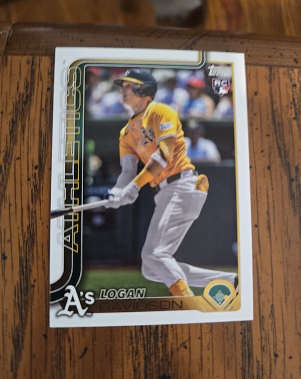 2025 Topps Update #US213 Logan Davidson — front