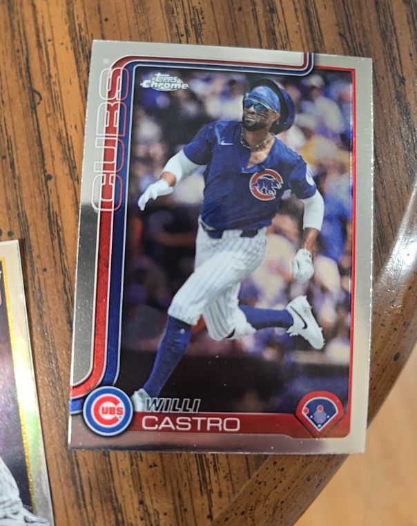 2025 Topps Chrome Update #USC67 Willi Castro — front
