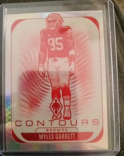 2025 Panini Phoenix #8 Myles Garrett Contours — front