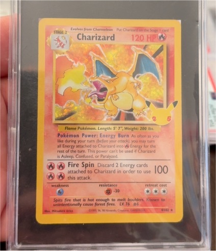 1999 Pokémon #4 Charizard — front
