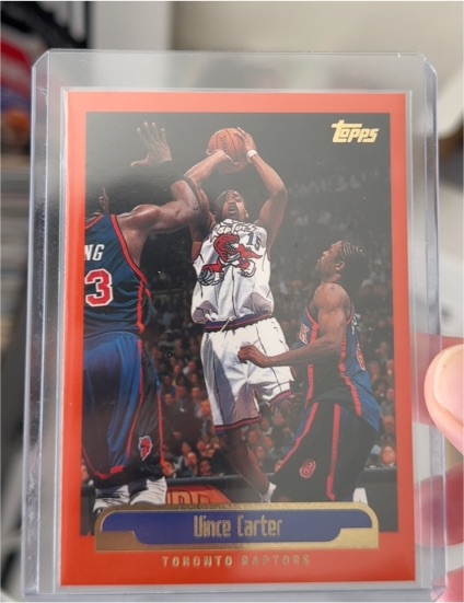 1999 Topps #98 Vince Carter — front
