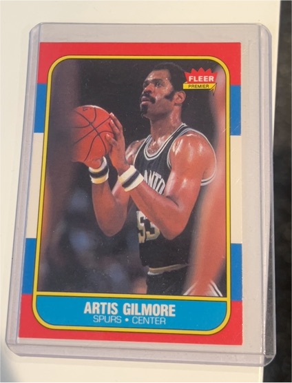1986 Fleer #37 Artis Gilmore — front