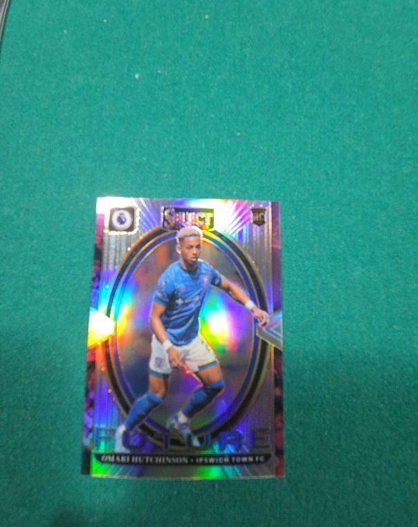 2024-25 Panini Select Premier League #4 Omari Hutchinson — front