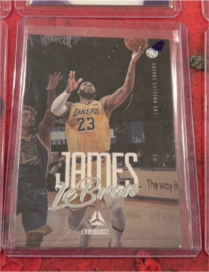 2020-21 Panini Chronicles Luminance #152 LeBron James — front