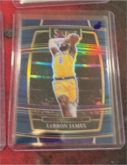 2021-22 Panini Select Concourse #100 LeBron James — front