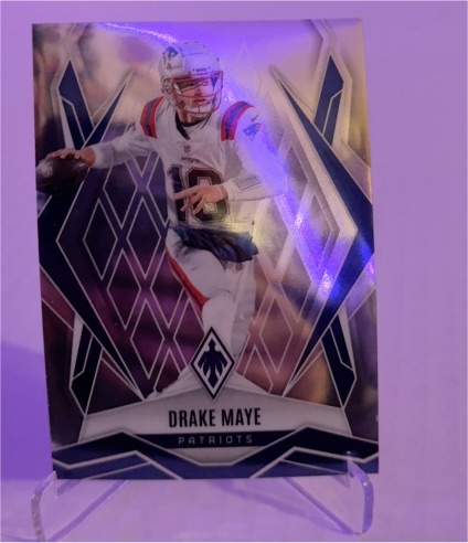 2025 Panini Phoenix #111 Drake Maye — front