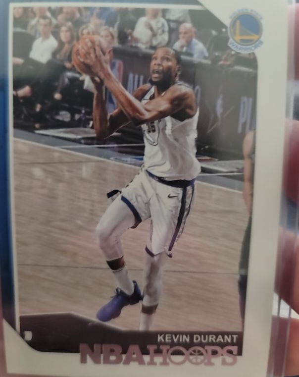 2018-19 Panini Hoops #5 Kevin Durant — front