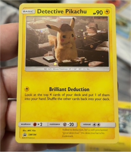 2019 Pokémon SM194 Detective Pikachu — front