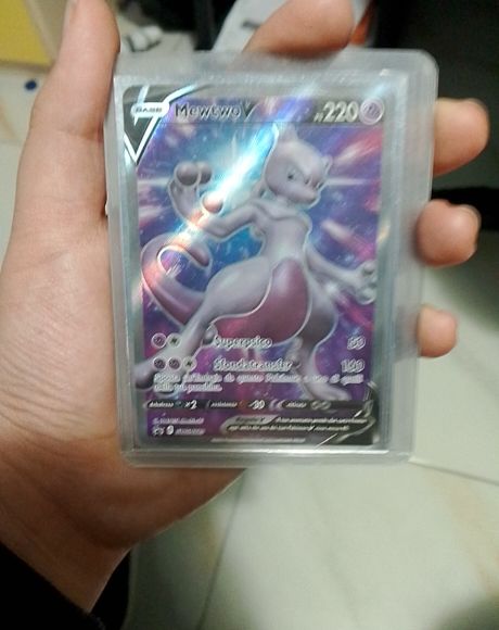 2022 Pokémon SWSH #SWSH229 Mewtwo V — front