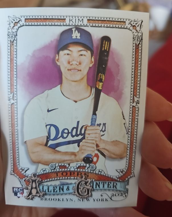 2025 Topps Allen & Ginter #71 Hyeseong Kim — front