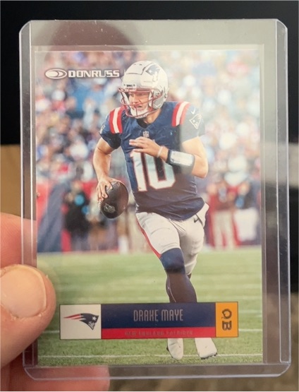 2025 Donruss Retro 2005 #RO5-DKM Drake Maye — front