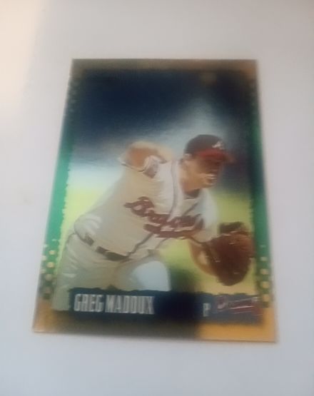 1995 Score #32 Greg Maddux — front