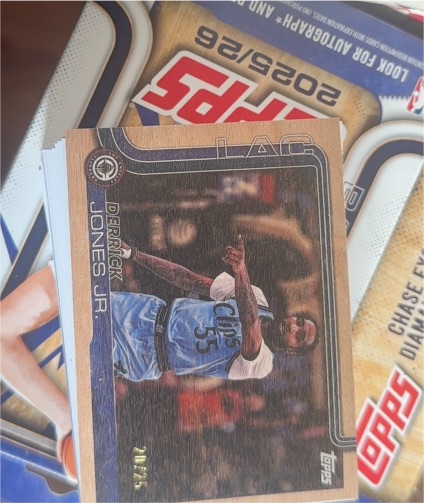 2025 Topps #26 Derrick Jones Jr. — front