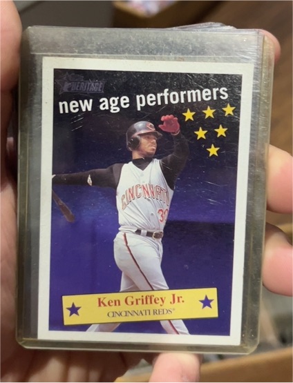 2001 Topps Heritage New Age Performers #NAP5 Ken Griffey Jr. — front
