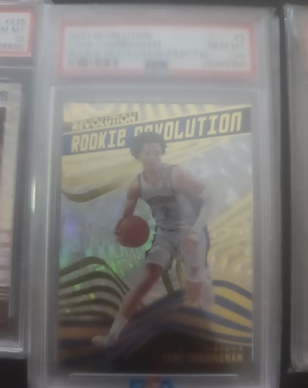 2021-22 Panini Revolution Rookie Revolution #9 Cade Cunningham — front