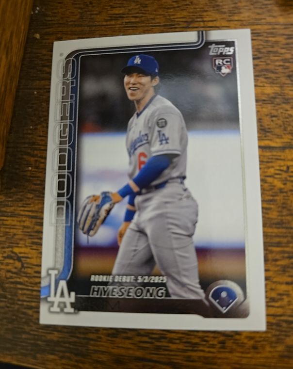 2025 Topps Update #US312 Hyeseong Kim — front