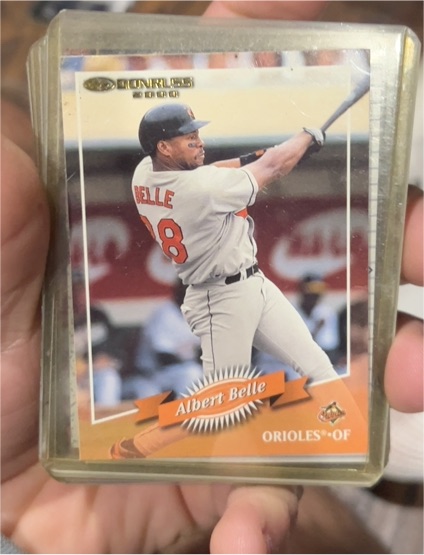 2000 Donruss Albert Belle Orioles — front