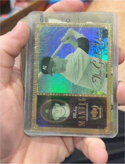 2000 Upper Deck Yankees Legends Golden Years #GY6 Mickey Mantle — front