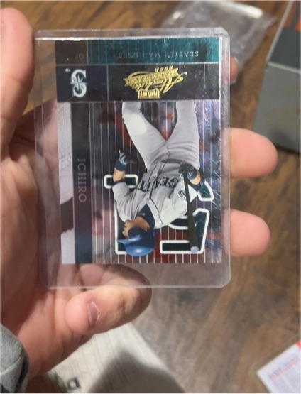 2002 Absolute Memorabilia #40 Ichiro Suzuki — front