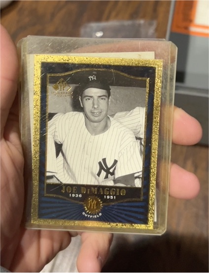2001 SP Legendary Cuts #81 Joe DiMaggio — front