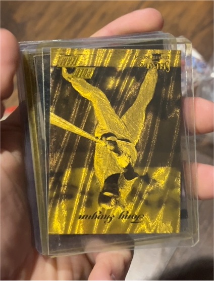 1996 Donruss Diamond Kings #10 Tony Gwynn — front