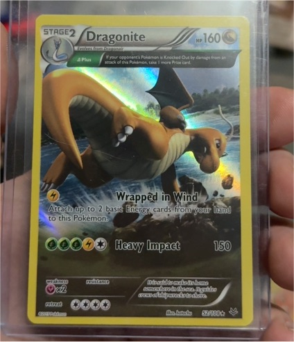 2015 Pokémon TCG Roaring Skies #52 Dragonite — front