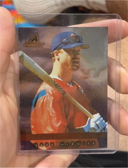 1998 Pinnacle Plus #196 Mark McGwire — front