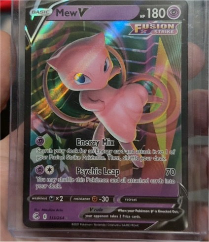 2021 Pokémon Fusion Strike #113 Mew V — front