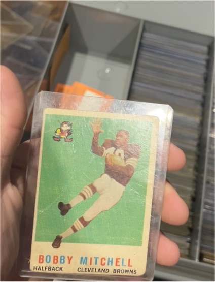 1959 Topps #140 Bobby Mitchell — front