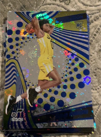 2023-24 Panini Revolution #108 Taylor Hendricks — front