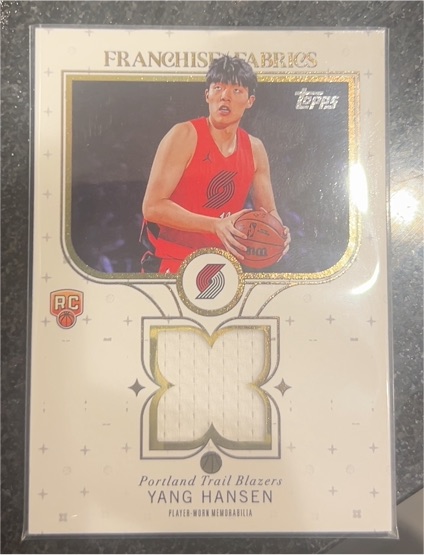 2025-26 Topps Franchise Fabrics #FF-YH Yang Hansen — front