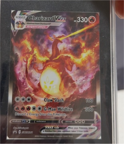 2022 Pokémon SWSH261 Charizard VMAX — front