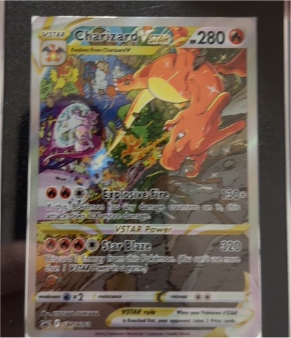 2022 Pokémon TCG SWSH262 Charizard VSTAR — front
