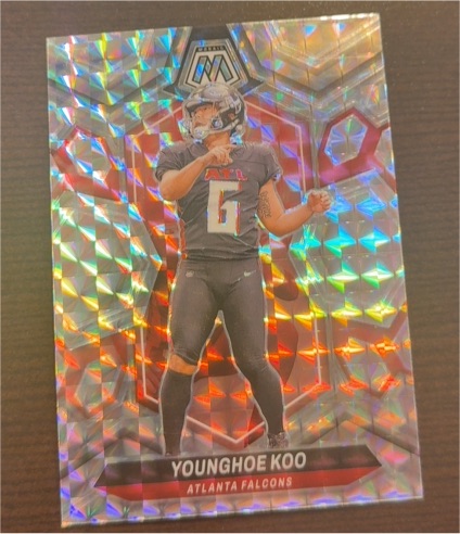 2024 Panini Mosaic #14 Younghoe Koo — front