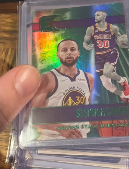 2021-22 Panini Chronicles Essentials #305 Stephen Curry — front