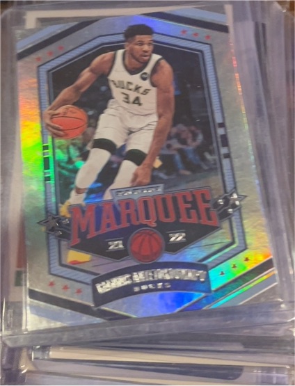 2021-22 Panini Chronicles Marquee #355 Giannis Antetokounmpo — front