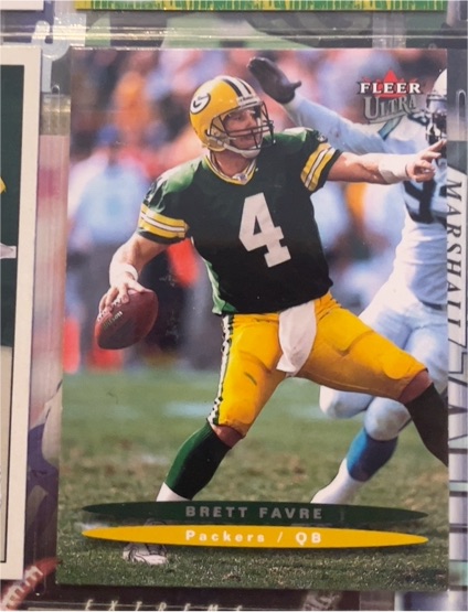 2003 Fleer Ultra #9 Brett Favre — front