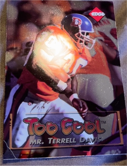 1996 Collector's Edge Too Cool Mr. Terrell Davis — front