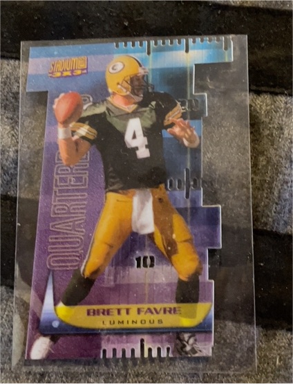 1999 Topps Stadium Club #T1A Brett Favre Luminous — front