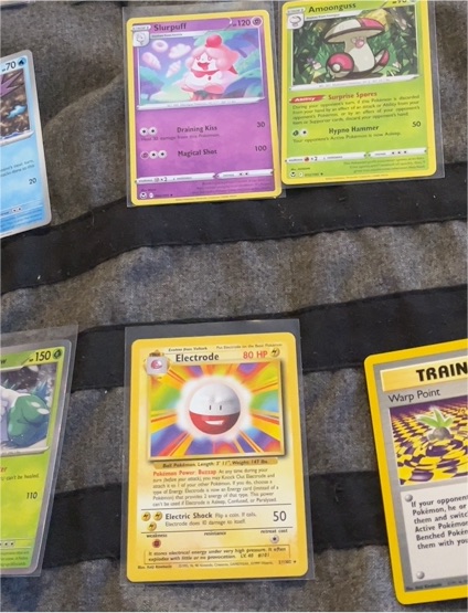 1999 Pokemon Base Set #100 Electrode — front