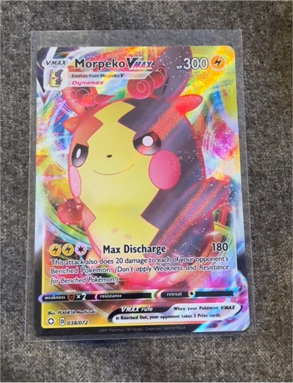 2021 Pokémon TCG Shining Fates #038 Morpeko VMAX — front
