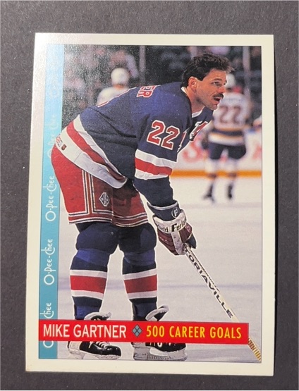 1992-93 O-Pee-Chee #245 Mike Gartner — front
